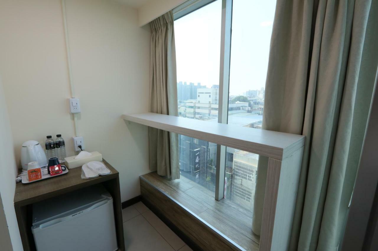 Yi Dian Yuan Hotel Zhongli Exterior photo
